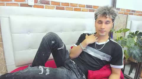 Buddy Whitte online show from 16, 9, 2025