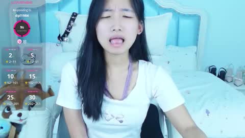 Sandy----xx online show from 4, 11, 2025