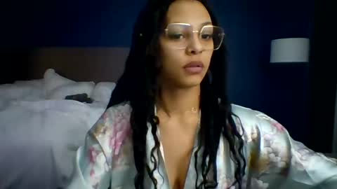 Snapshot of bunniandbyrdd chatting on 2, 2, 2025 bunniandbyrdd online show from 2, 2, 2025