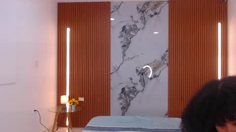 Rossi Hill online show from 18, 3, 2026