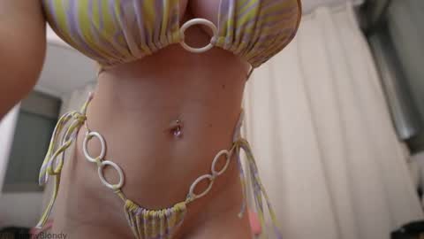 Anaiz   online show from 26, 3, 2026