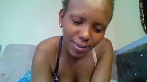 bunnydiva_ online show from 7, 11, 2025