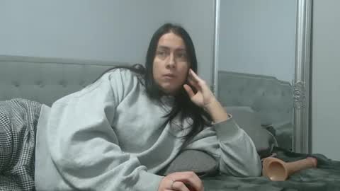 bunnyela online show from 19, 1, 2026