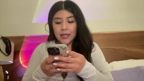 bunnymami333 online show from 5, 12, 2024