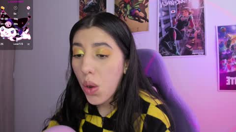 Snapshot of bunnyy09 chatting on 1, 2, 2025 Jess online show from 1, 2, 2025