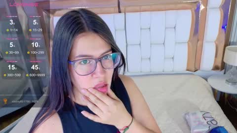 Snapshot of burningpleasuree chatting on 27, 9, 2025 Helen  online show from 27, 9, 2025