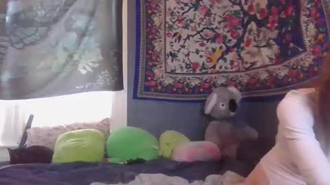 Snapshot of burnthemail chatting on 8, 1, 2025 lilly online show from 8, 1, 2025