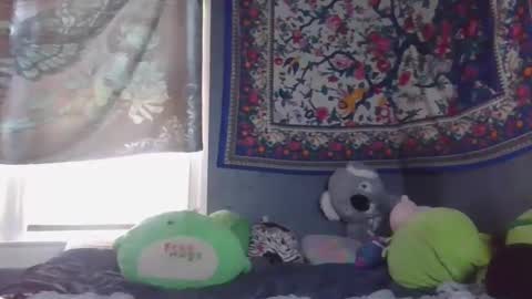 Snapshot of burnthemail chatting on 3, 2, 2025 lilly online show from 3, 2, 2025