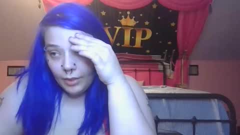 Snapshot of burnthemail chatting on 14, 11, 2025 lilly online show from 14, 11, 2025