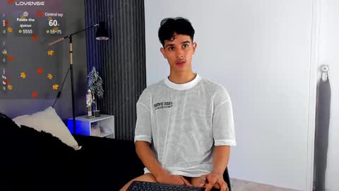 Buster independent model online show from 18, 12, 2024