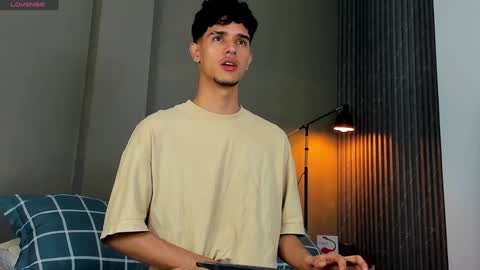 Buster independent model online show from 3, 1, 2025