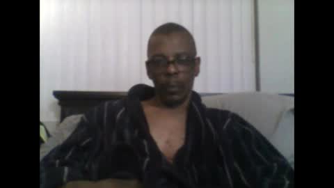 Snapshot of busturgutzgd11 chatting on 3, 2, 2025 Busturgutzgd1 online show from 3, 2, 2025
