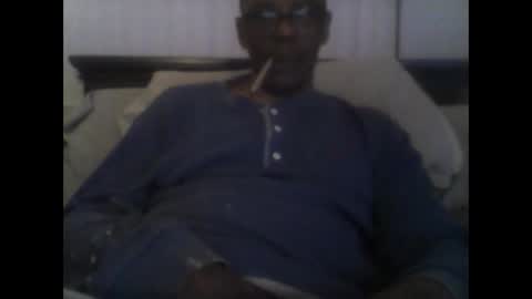 Snapshot of busturgutzgd11 chatting on 7, 2, 2025 Busturgutzgd1 online show from 7, 2, 2025