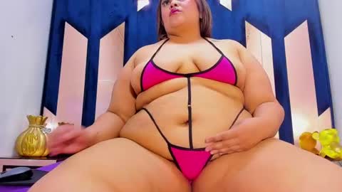 busty juicyy online show from 18, 7, 2026