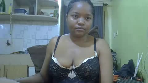 Snapshot of busty_kenzi chatting on 8, 12, 2024 busty kenzi online show from 8, 12, 2024