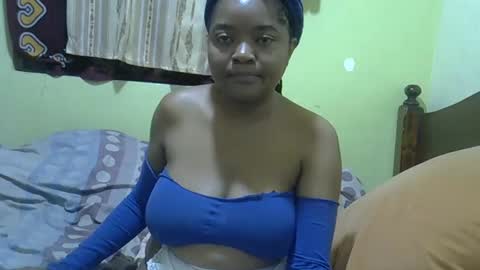 Snapshot of busty_kenzi chatting on 11, 12, 2024 busty kenzi online show from 11, 12, 2024