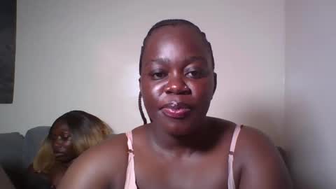 busty_mellons online show from 11, 9, 2025