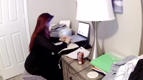 Snapshot of busybee83 chatting on 18, 11, 2025 busybee83 online show from 18, 11, 2025