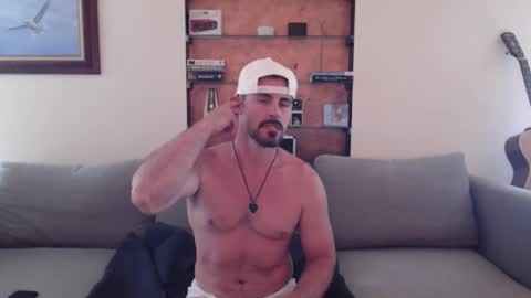 but4urpleasure online show from 24, 3, 2026