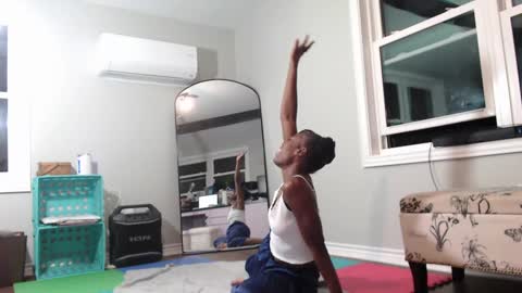 Snapshot of butt3rcup chatting on 18, 9, 2025 Goddess online show from 18, 9, 2025