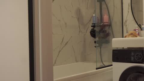 butteflai online show from 1, 4, 2026