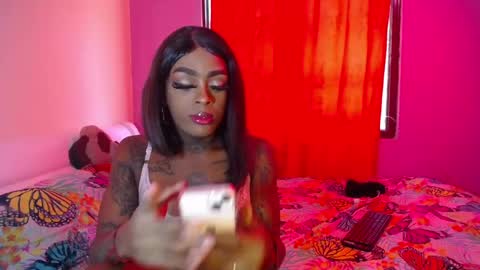 Snapshot of butterfly_rouse chatting on 21, 9, 2025 butterfly_rouse online show from 21, 9, 2025