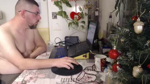 Snapshot of bux404 chatting on 12, 1, 2025 Pete online show from 12, 1, 2025