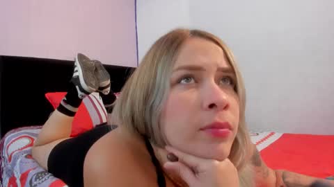 Snapshot of byanca_winklar chatting on 27, 10, 2025     online show from 27, 10, 2025