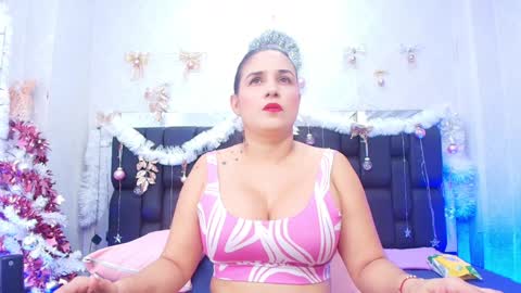 Snapshot of c_fox_ chatting on 31, 12, 2024 Carolina online show from 31, 12, 2024