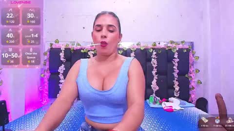 Snapshot of c_fox_ chatting on 9, 10, 2025 Carolina online show from 9, 10, 2025