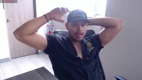 Snapshot of caballero_____ chatting on 24, 12, 2024 INSTAGRAM CABALLERO 1998 online show from 24, 12, 2024