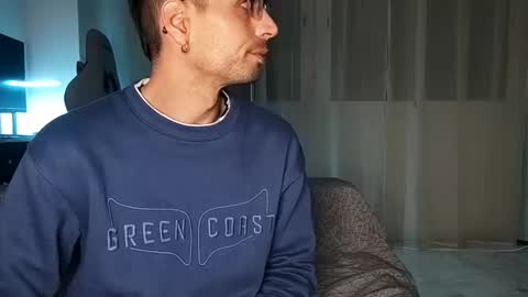 Snapshot of cachondo__23 chatting on 4, 2, 2025 cachondo__23 online show from 4, 2, 2025