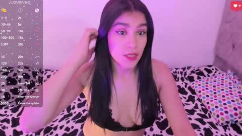 Snapshot of caelisse_cb chatting on 29, 9, 2025 caelisse_cb online show from 29, 9, 2025