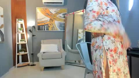 Snapshot of cailing chatting on 23, 2, 2026 I am Katherine online show from 23, 2, 2026