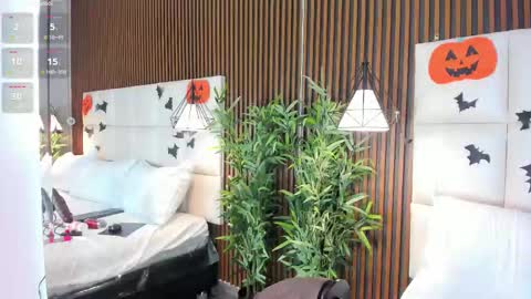 CailynBrown online show from 30, 10, 2025