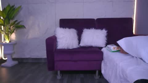 CailynBrown online show from 1, 2, 2026