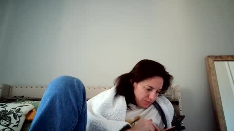 Caitie Citrine online show from 3, 12, 2024