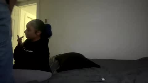 Snapshot of cakezoverfakez chatting on 17, 11, 2025 longjohns online show from 17, 11, 2025