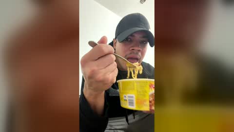 caliente539763 online show from 29, 3, 2026