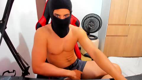 calihotcaliente27 online show from 11, 3, 2025