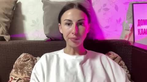 Snapshot of call_me_dad_ chatting on 9, 6, 2026 Anna online show from 9, 6, 2026