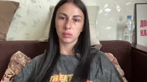Snapshot of call_me_dad_ chatting on 18, 6, 2026 Anna online show from 18, 6, 2026