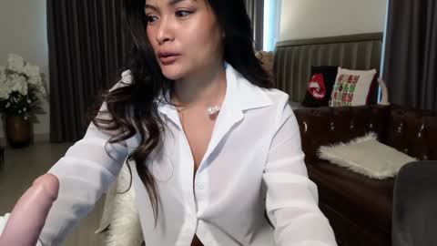 Snapshot of call_me_linda56 chatting on 2, 2, 2025 Call Me Linda online show from 2, 2, 2025