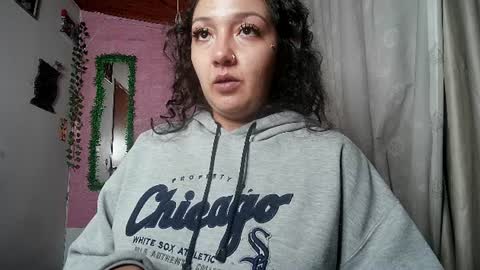 Snapshot of callme_lolas chatting on 15, 6, 2026 paula online show from 15, 6, 2026