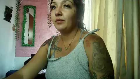 Snapshot of callme_lolas chatting on 21, 6, 2026 paula online show from 21, 6, 2026