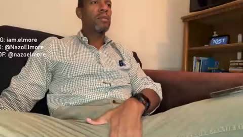 My name is Robert  Dont be shysay hi I love to chat. For requests or dirty talk please use tips  online show from 15, 7, 2026