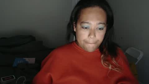 Snapshot of cals9x chatting on 2, 10, 2025 camzxoxox online show from 2, 10, 2025