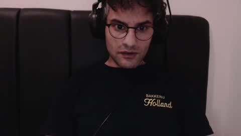 Snapshot of calvinjohnlad chatting on 18, 12, 2024 Calvinjohnlad online show from 18, 12, 2024