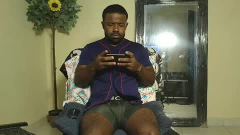Snapshot of calvinphillips16 chatting on 13, 4, 2026 kevin hart777 online show from 13, 4, 2026