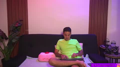 Calypso and Kayla online show from 16, 6, 2026